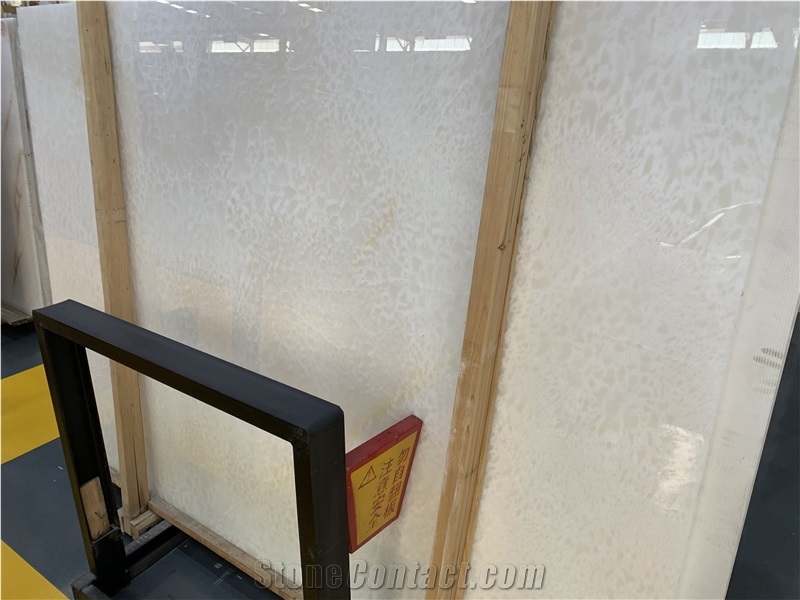 Translucent White Ice Jade Onyx Slabs And Tiles