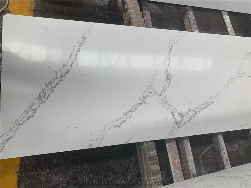 Super Quality Quartz With Calacatta White