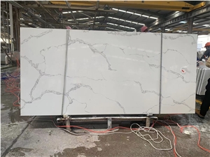 Super Quality Quartz With Calacatta White