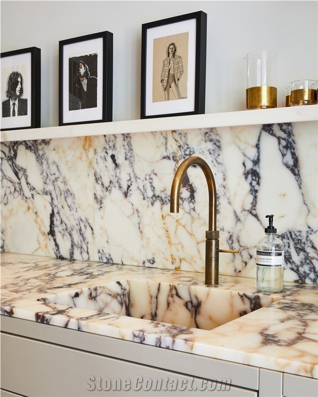 Natural Calacatta Viola Marble Slabs