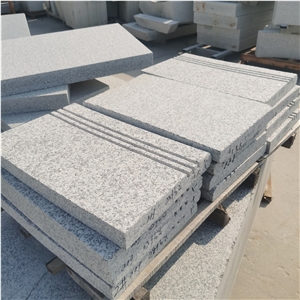 High Quality Padang Light Granite Staircase /Stair Step