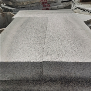 High Quality Padang White G603 Granite Customized Curbstone