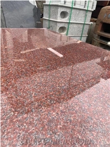 India Royal Red Granite Small Slabs For Outdoor Flooring Use