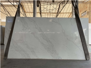 Exotic Quartz Calacatta Gold Veining Badan Thailand