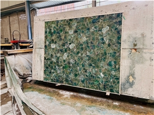 Green Crystal Quartz Semiprecious Stone Round Table Slab