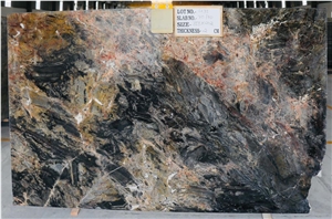 Lava De Oro Granite Slabs