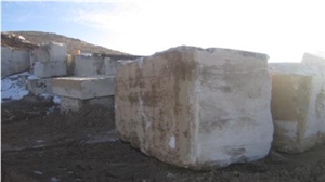Takab Travertine - Angoran Beige Travertine Quarry