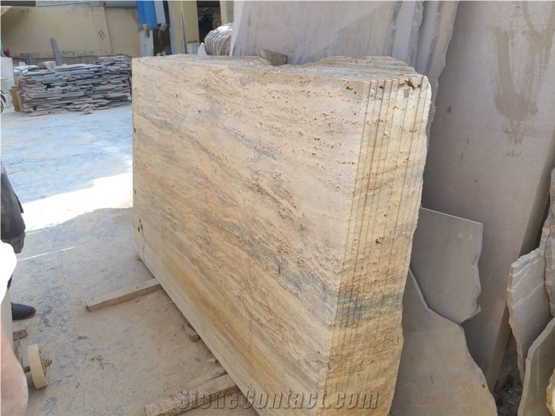 Light Beige Creamo Travertine Blocks