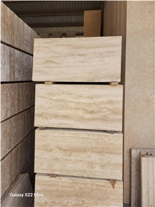Light Beige Creamo Travertine Blocks