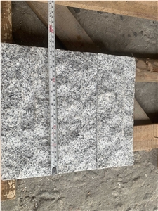 Chinese Light Grey Granite Spilt Face Finish Wall Cladding