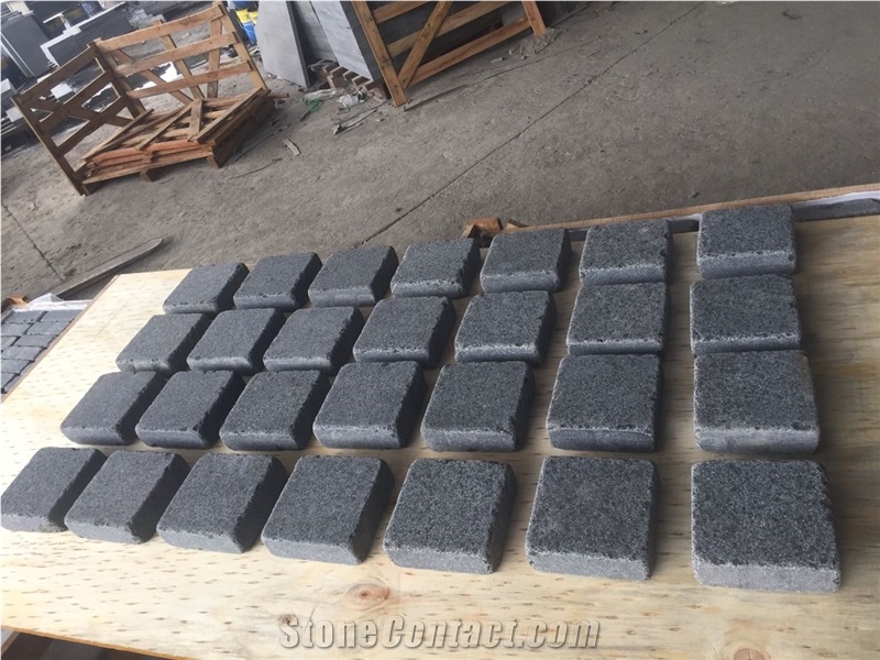 G684 Black Basalt Tumbled Cobbles