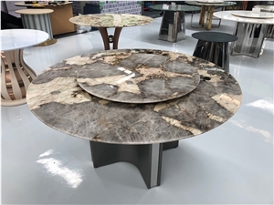 Patagonia Quartzite Round Dinner Table