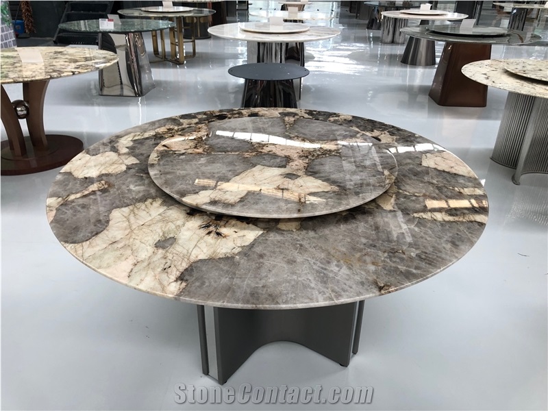 Patagonia Quartzite Round Dinner Table