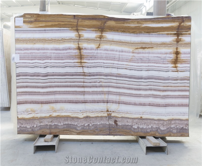 Eskisehir Rainbow Onyx Quarry