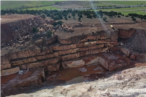 Eskisehir Rainbow Onyx Quarry
