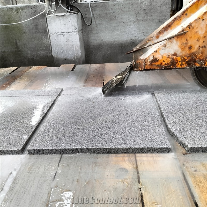 Supply Padang White New G603 Flamed Paving Stone/Paver