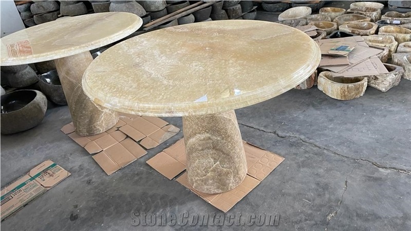 Full Polished Onyx Table