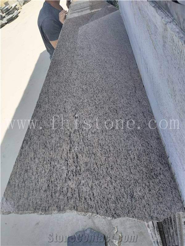 China Raw Silk Gold New Tiger Skin Granite Tile Slab