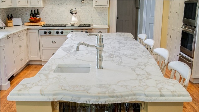 Calacatta Gold Marble Slabs