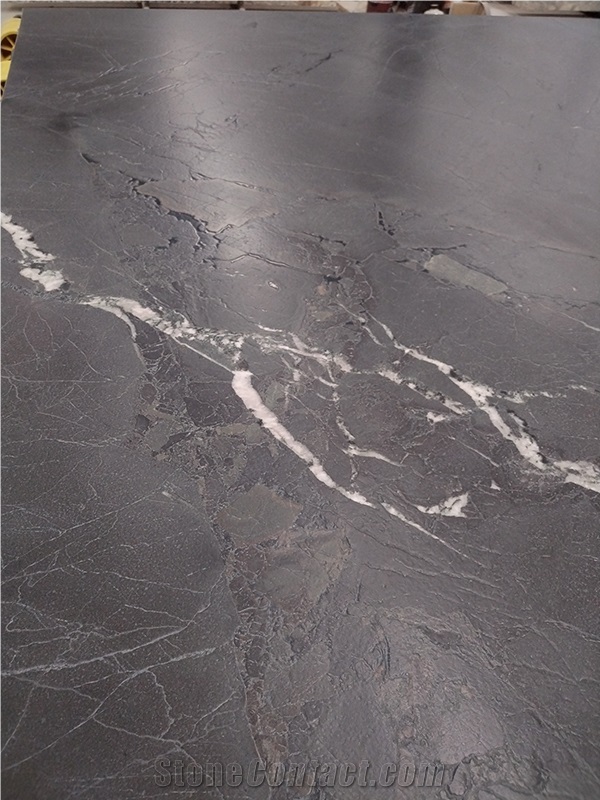 Negresco Black Quartzite Slab Leathered Finish