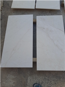 Caliza Crema Lyra Limestone Tiles