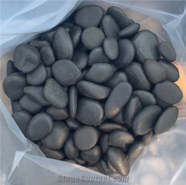 Normal Polished Black Pebble Stone
