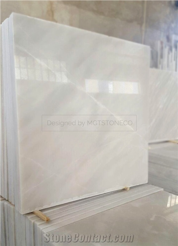 Cloud White Marble Quarry