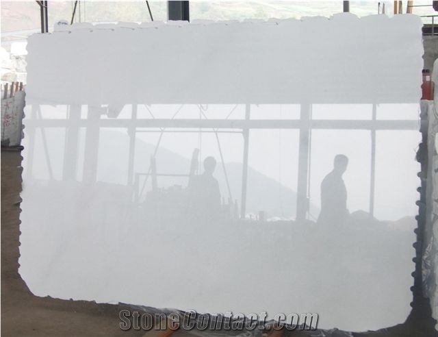 Quy Hop Nghe An Pure White Marble Quarry