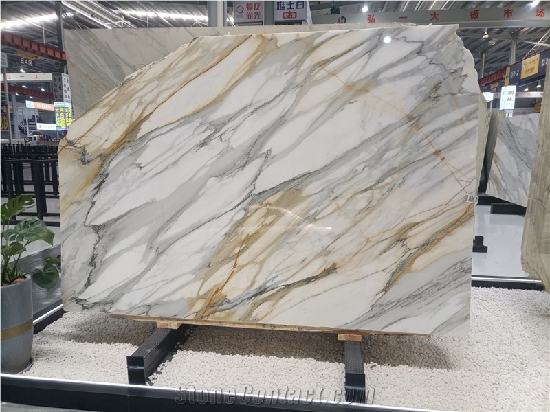 Italy Origin Book Matching Calacatta Gold Marble Slabs Tiles