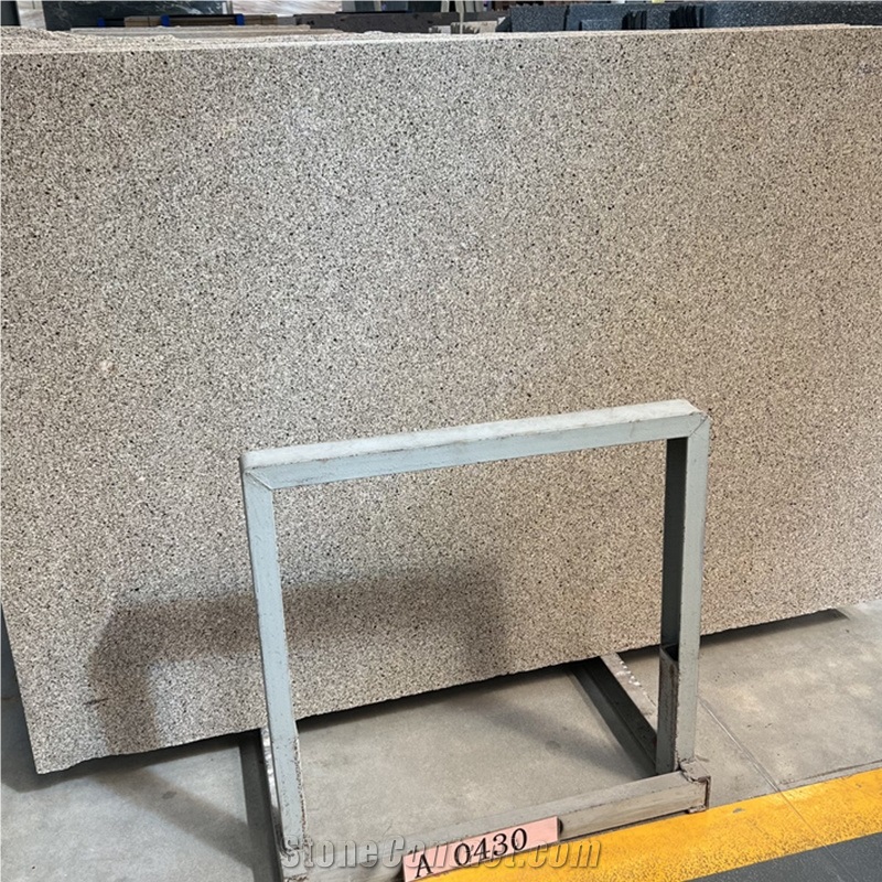 Competitive Price Golden Sesame Granite Slabs