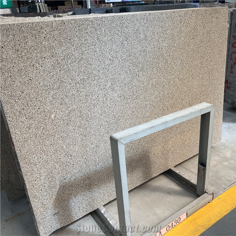 Competitive Price Golden Sesame Granite Slabs