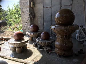 Outdoor Stone Fountain Granite Rolling Sphere Water Features