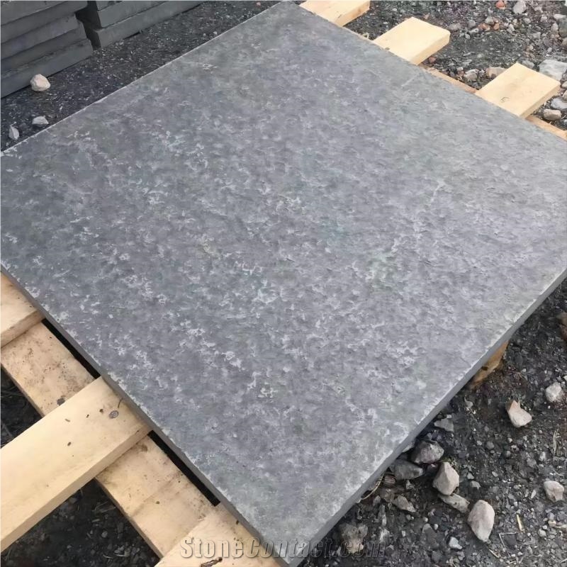 China Zhanjiang Black Fcatory Sell Flamed Basalt Tiles