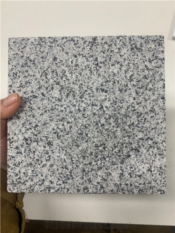 Dark Grey Customized Flamed New G654 Granite Slabs