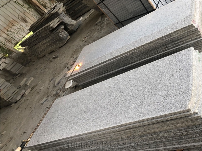 Dark Grey Customized Flamed New G654 Granite Slabs
