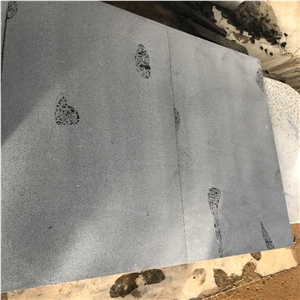 Factory Source Zhanjiang Grey Basalt Side Kerbstone