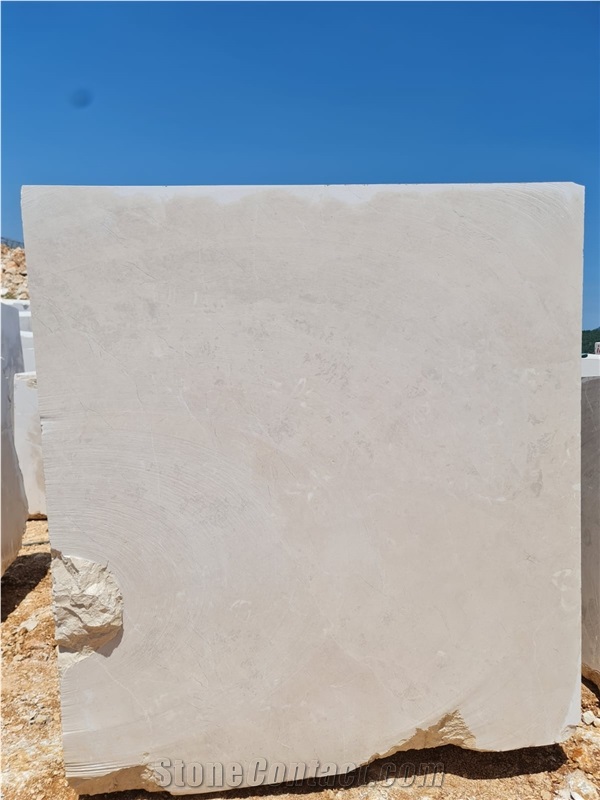Pinarbasi Beige Marble Blocks