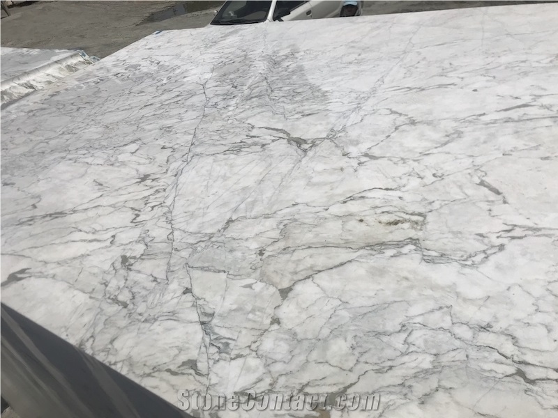 Aligudarz White Marble Blocks