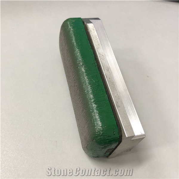 Round Metal Fickert