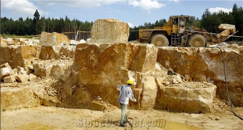 Kocber Sandstone Quarry