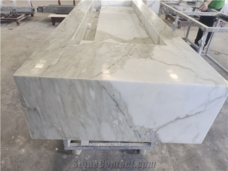 Calacatta Marble Slab Countertop For Kitchen