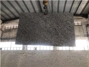 China New Spray White Granite Slab Tiles Wall Floor
