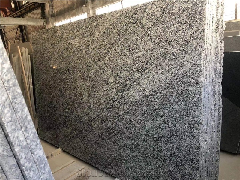China New Spray White Granite Slab Tiles Wall Floor