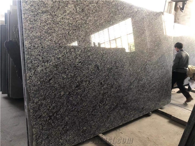 China New Spray White Granite Slab Tiles Wall Floor