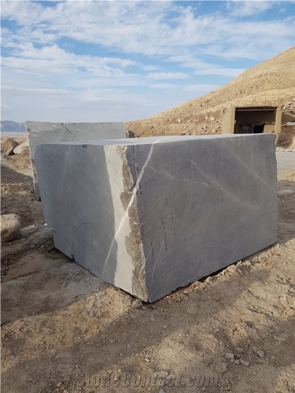 Pietra Brown Limestone Blocks