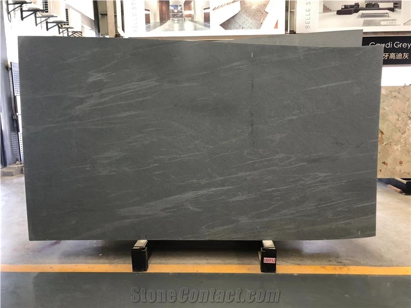 Pietra Del Cardoso Sandstone Slabs