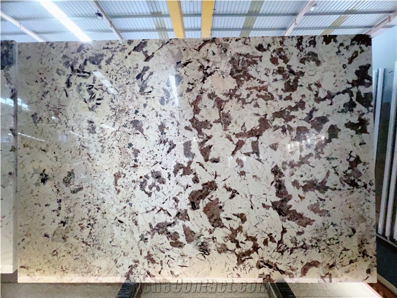 Everest White Granite Slab