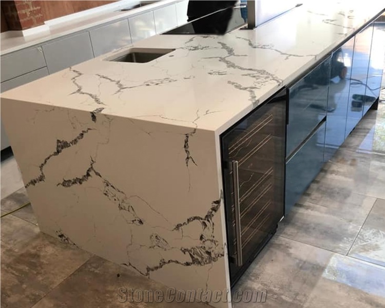 Gold Veins Calacatta Van Gogh Quartz Engineered