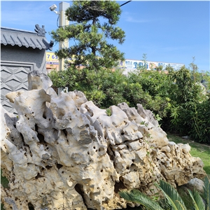 Taihu Lake Stone For Garden Landscape Decoration