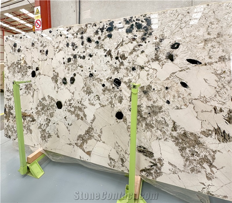 Alpinus Granite Slabs